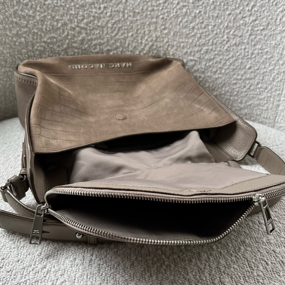 Marc Jacobs The Groove Croc‑Embossed Shoulder Bag, Graige Leather Hobo - Picture 6 of 15